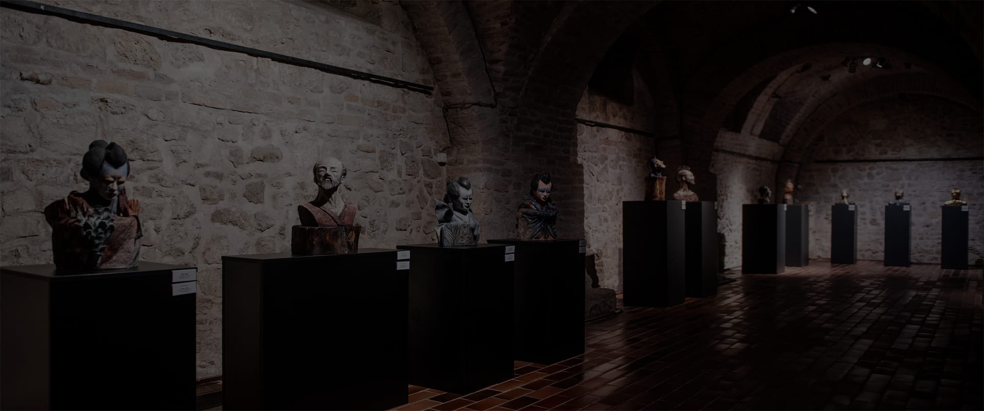 Renomearte - Aleksandar Brzaković i Sanja - keramika, vajanje, skulpture, heroji modernog doba, ručni rad o nama